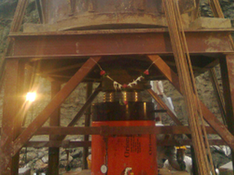 Pile Testing Jacks
